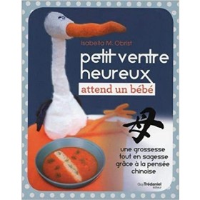 Petit ventre heureux attend un bébé